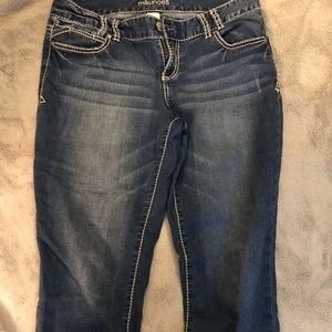 Women’s jean capris